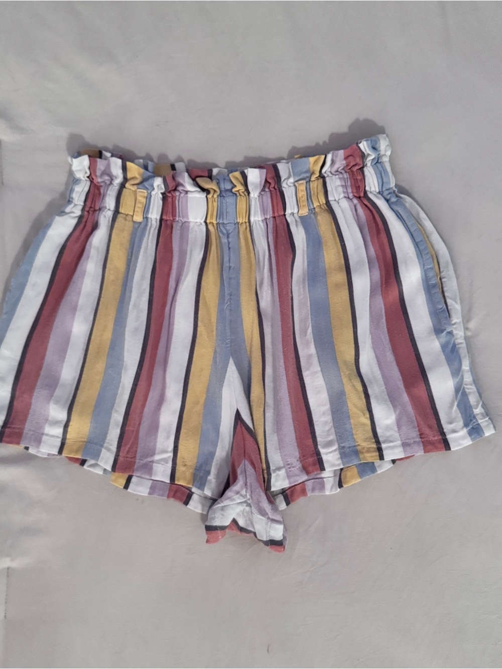 Women’s Hollister co US Small Multicolored Vertical Striped Shorts with Pockets